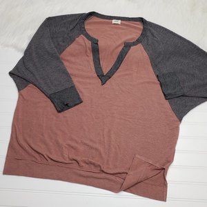 BKE Women's Light Oversized Sweater Deep V-Neck Dolman 3/4 Sleeve Gray Large